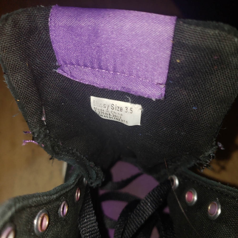 Multie color vans - Picture 7 of 7
